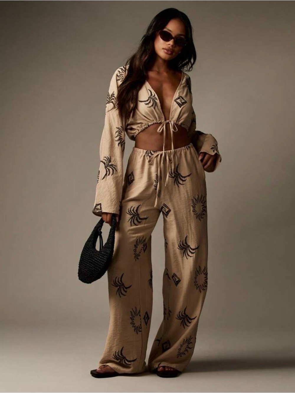 Missguided Beige Wide-Leg Printed Trousers and top set SZ M